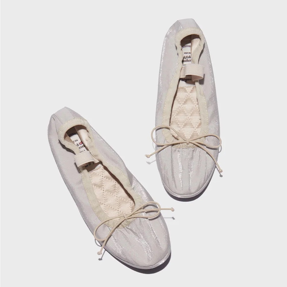 Rockfish Ballet Flats White Silver